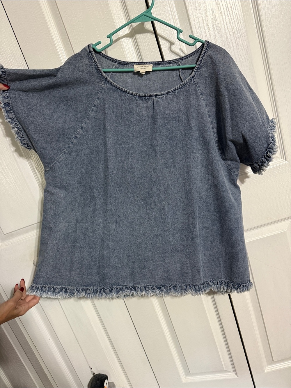 Umgee Washed Denim Frayed-Hem Top